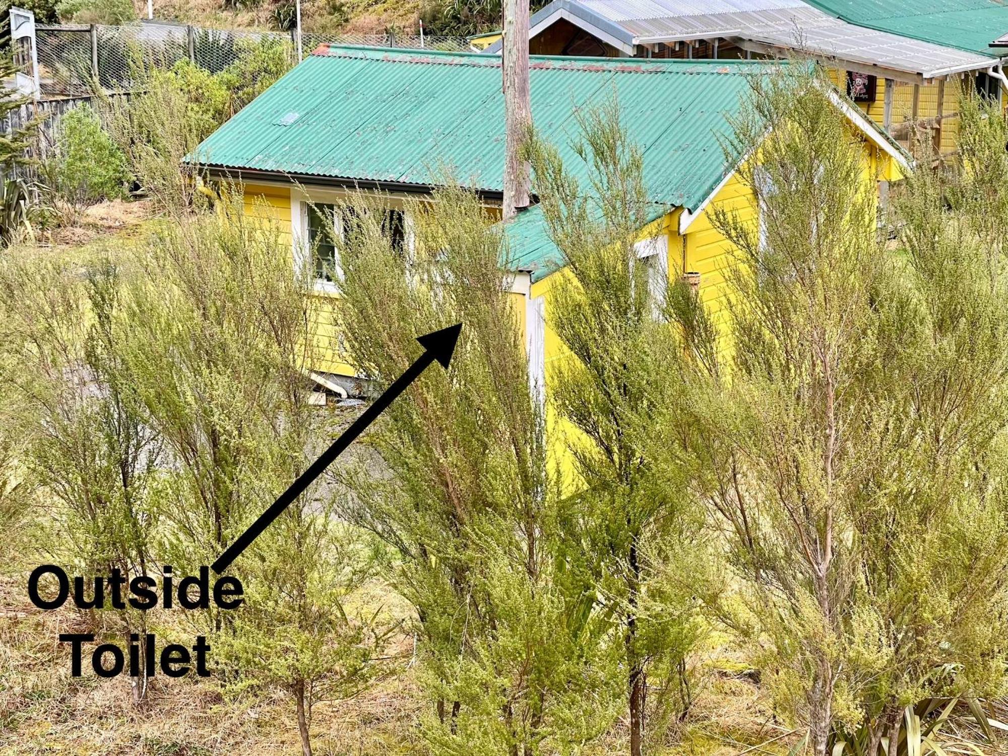 Rustic, Basic Cosy Alpine Hut, In The Middle Of The Mountains Otira Exterior foto